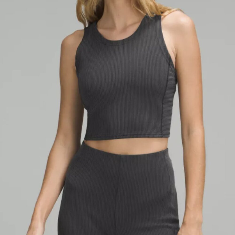 Lululemon Ribbed Softstreme Cropped Tank Top (Black, Size 6)